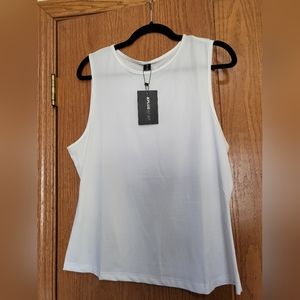 White XPlusWear Tank Top Size XL